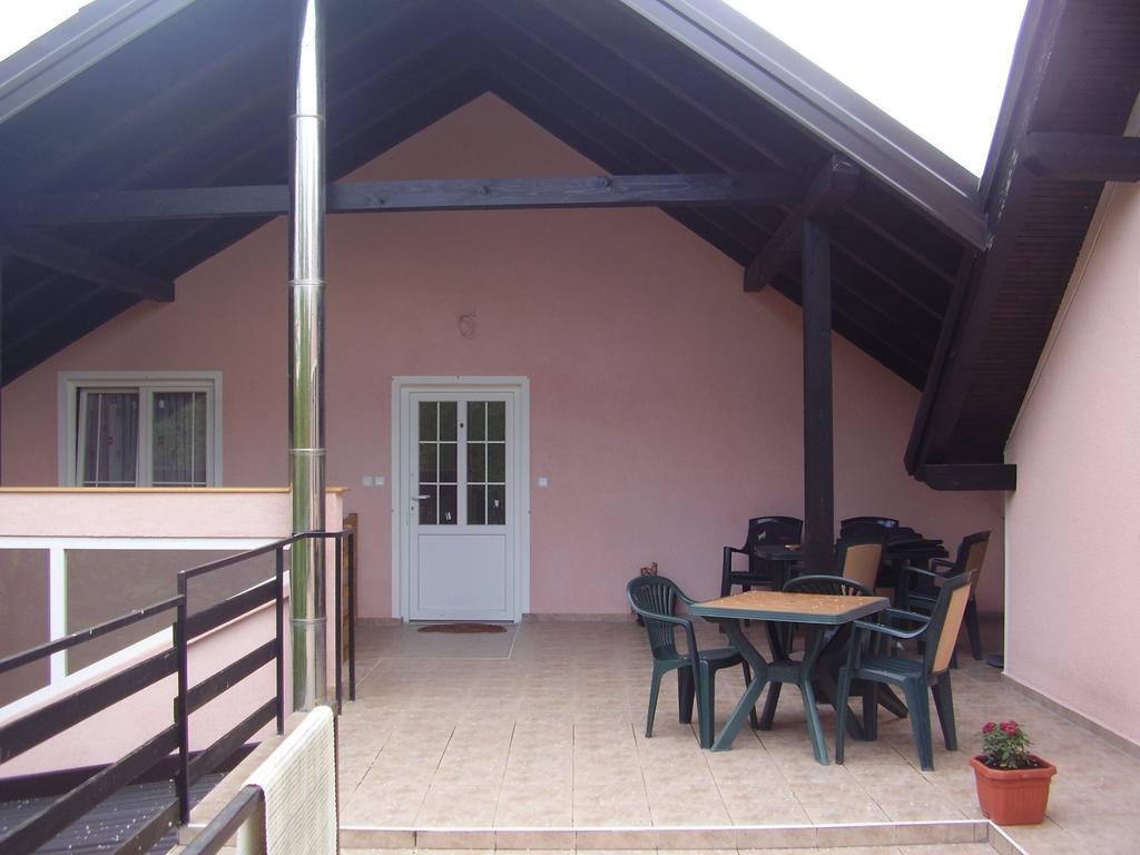 Apartman&Sobe Orhideja Smoljanac Ruang foto