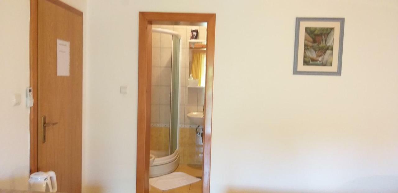 Apartman&Sobe Orhideja Smoljanac Bagian luar foto