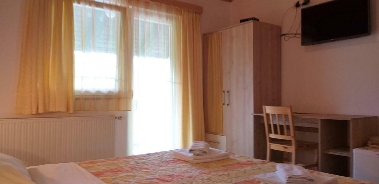 Apartman&Sobe Orhideja Smoljanac Bagian luar foto